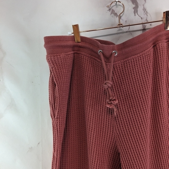 Champion Pants Womens 2X Pink Waffle Thermal Knit Wide Leg Crop Sweatpants - Picture 2 of 10